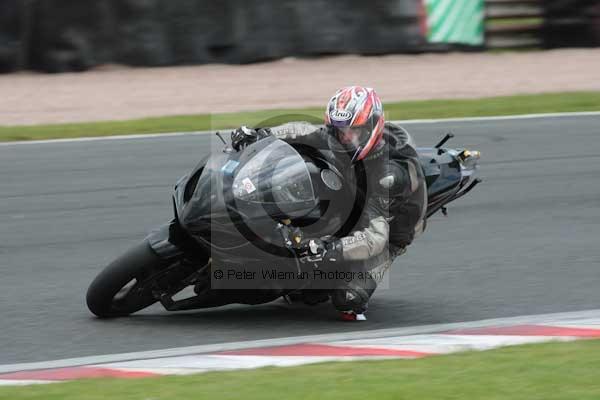 Motorcycle action photographs;Trackday digital images;event digital images;eventdigitalimages;no limits trackday;oulton park;oulton park circuit cheshire;oulton park photographs;peter wileman photography;trackday;trackday photos