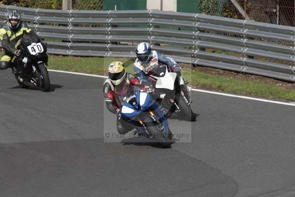 Motorcycle action photographs;Trackday digital images;event digital images;eventdigitalimages;no limits trackday;oulton park;oulton park circuit cheshire;oulton park photographs;peter wileman photography;trackday;trackday photos