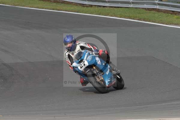 Motorcycle action photographs;Trackday digital images;event digital images;eventdigitalimages;no limits trackday;oulton park;oulton park circuit cheshire;oulton park photographs;peter wileman photography;trackday;trackday photos