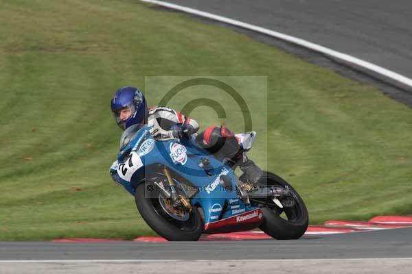 Motorcycle action photographs;Trackday digital images;event digital images;eventdigitalimages;no limits trackday;oulton park;oulton park circuit cheshire;oulton park photographs;peter wileman photography;trackday;trackday photos