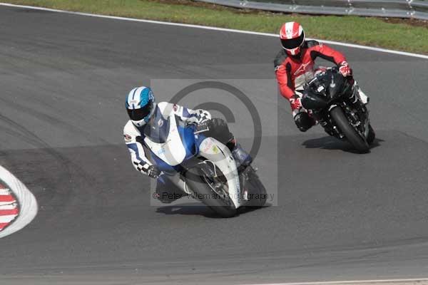 Motorcycle action photographs;Trackday digital images;event digital images;eventdigitalimages;no limits trackday;oulton park;oulton park circuit cheshire;oulton park photographs;peter wileman photography;trackday;trackday photos