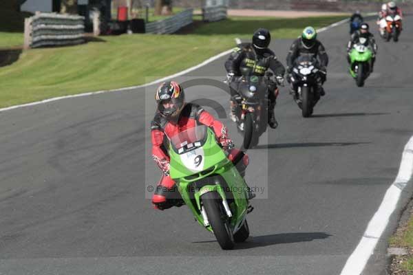 Motorcycle action photographs;Trackday digital images;event digital images;eventdigitalimages;no limits trackday;oulton park;oulton park circuit cheshire;oulton park photographs;peter wileman photography;trackday;trackday photos