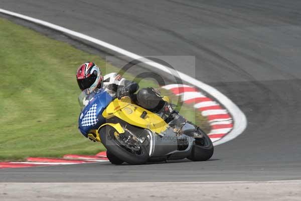 Motorcycle action photographs;Trackday digital images;event digital images;eventdigitalimages;no limits trackday;oulton park;oulton park circuit cheshire;oulton park photographs;peter wileman photography;trackday;trackday photos