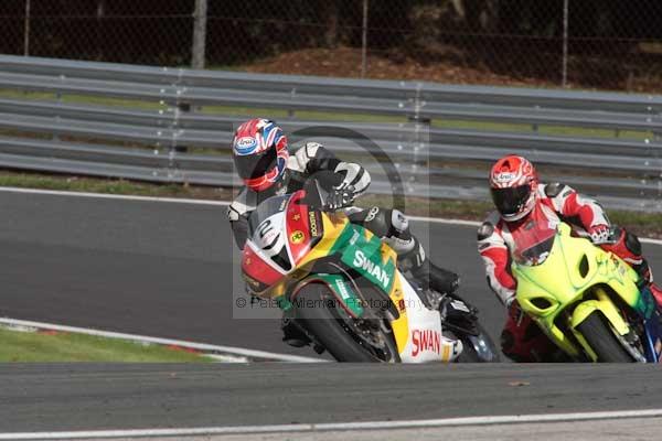 Motorcycle action photographs;Trackday digital images;event digital images;eventdigitalimages;no limits trackday;oulton park;oulton park circuit cheshire;oulton park photographs;peter wileman photography;trackday;trackday photos