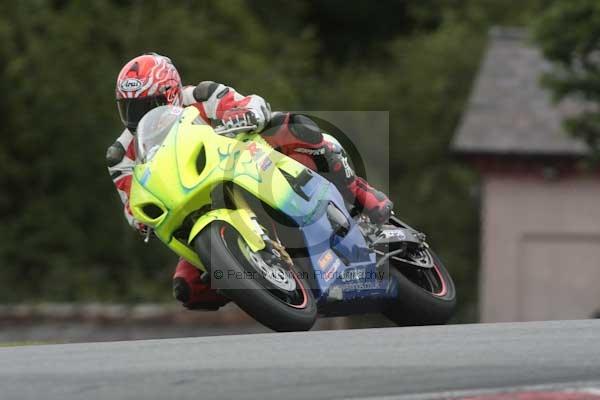 Motorcycle action photographs;Trackday digital images;event digital images;eventdigitalimages;no limits trackday;oulton park;oulton park circuit cheshire;oulton park photographs;peter wileman photography;trackday;trackday photos