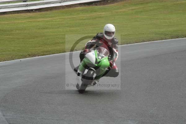 Motorcycle action photographs;Trackday digital images;event digital images;eventdigitalimages;no limits trackday;oulton park;oulton park circuit cheshire;oulton park photographs;peter wileman photography;trackday;trackday photos