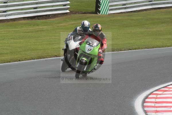 Motorcycle action photographs;Trackday digital images;event digital images;eventdigitalimages;no limits trackday;oulton park;oulton park circuit cheshire;oulton park photographs;peter wileman photography;trackday;trackday photos