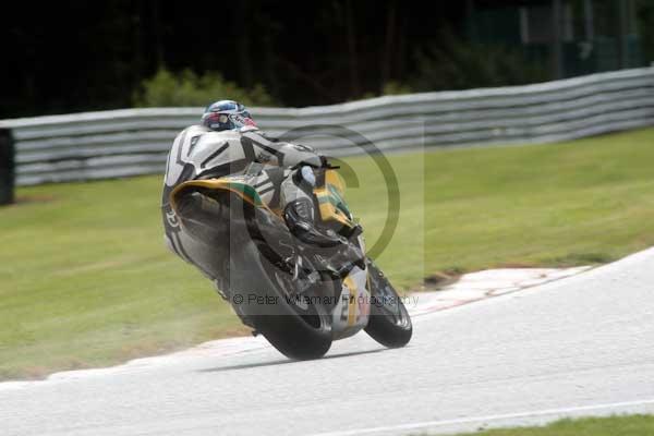 Motorcycle action photographs;Trackday digital images;event digital images;eventdigitalimages;no limits trackday;oulton park;oulton park circuit cheshire;oulton park photographs;peter wileman photography;trackday;trackday photos