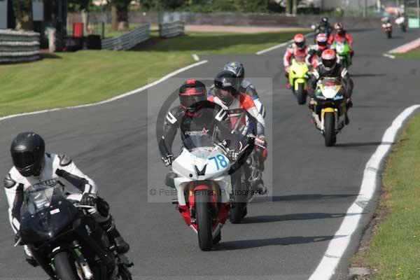 Motorcycle action photographs;Trackday digital images;event digital images;eventdigitalimages;no limits trackday;oulton park;oulton park circuit cheshire;oulton park photographs;peter wileman photography;trackday;trackday photos