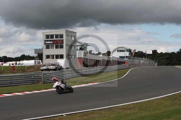 Motorcycle action photographs;Trackday digital images;event digital images;eventdigitalimages;no limits trackday;oulton park;oulton park circuit cheshire;oulton park photographs;peter wileman photography;trackday;trackday photos