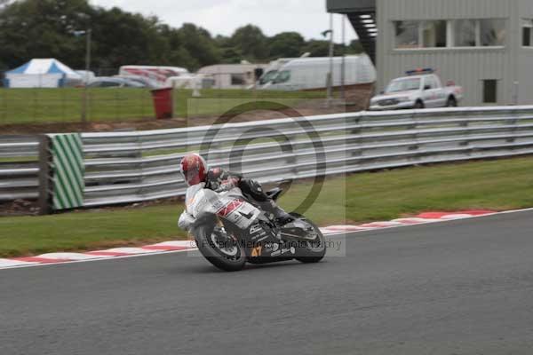 Motorcycle action photographs;Trackday digital images;event digital images;eventdigitalimages;no limits trackday;oulton park;oulton park circuit cheshire;oulton park photographs;peter wileman photography;trackday;trackday photos