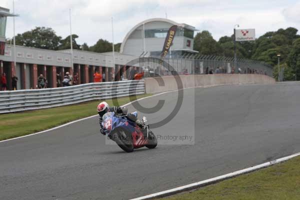 Motorcycle action photographs;Trackday digital images;event digital images;eventdigitalimages;no limits trackday;oulton park;oulton park circuit cheshire;oulton park photographs;peter wileman photography;trackday;trackday photos