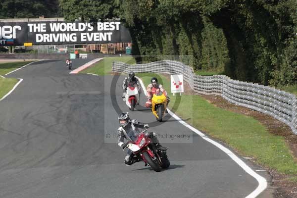 Motorcycle action photographs;Trackday digital images;event digital images;eventdigitalimages;no limits trackday;oulton park;oulton park circuit cheshire;oulton park photographs;peter wileman photography;trackday;trackday photos