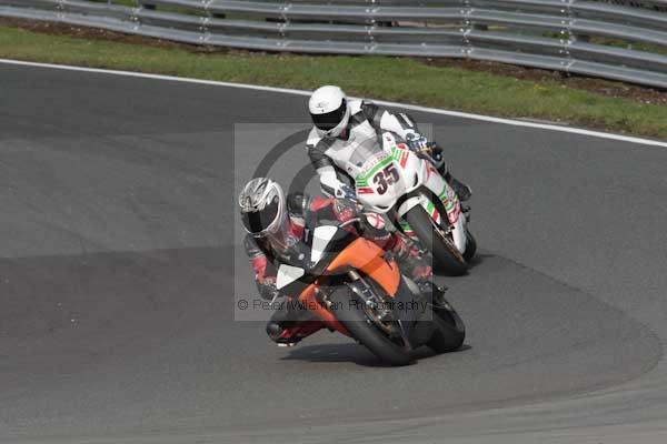 Motorcycle action photographs;Trackday digital images;event digital images;eventdigitalimages;no limits trackday;oulton park;oulton park circuit cheshire;oulton park photographs;peter wileman photography;trackday;trackday photos