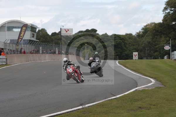 Motorcycle action photographs;Trackday digital images;event digital images;eventdigitalimages;no limits trackday;oulton park;oulton park circuit cheshire;oulton park photographs;peter wileman photography;trackday;trackday photos