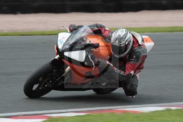 Motorcycle action photographs;Trackday digital images;event digital images;eventdigitalimages;no limits trackday;oulton park;oulton park circuit cheshire;oulton park photographs;peter wileman photography;trackday;trackday photos