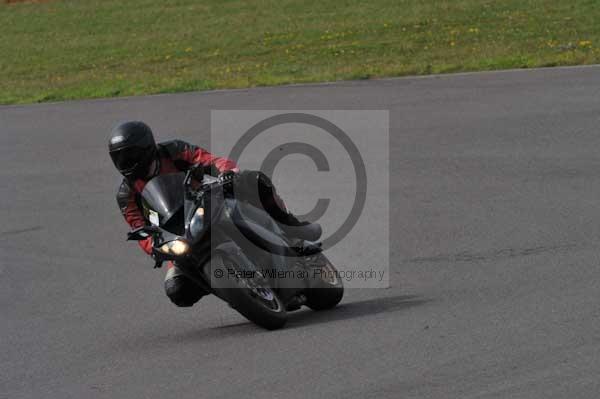 Motorcycle action photographs;Trackday digital images;Ty croes;anglesey;anglesey photographs;event digital images;eventdigitalimages;no limits trackday;peter wileman photography;trac mon;trackday;trackday photos