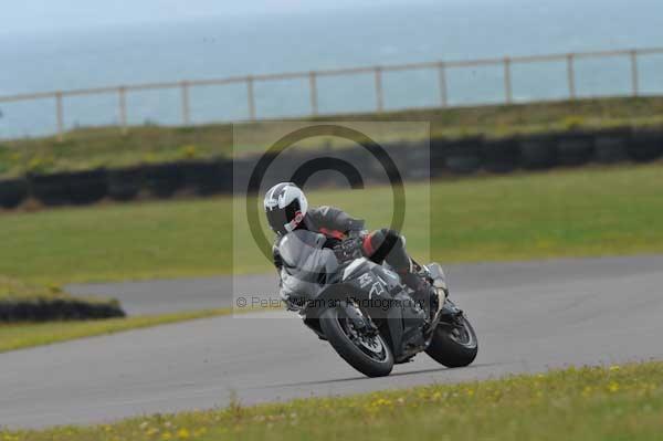 Motorcycle action photographs;Trackday digital images;Ty croes;anglesey;anglesey photographs;event digital images;eventdigitalimages;no limits trackday;peter wileman photography;trac mon;trackday;trackday photos