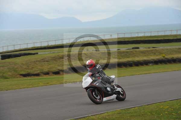 Motorcycle action photographs;Trackday digital images;Ty croes;anglesey;anglesey photographs;event digital images;eventdigitalimages;no limits trackday;peter wileman photography;trac mon;trackday;trackday photos