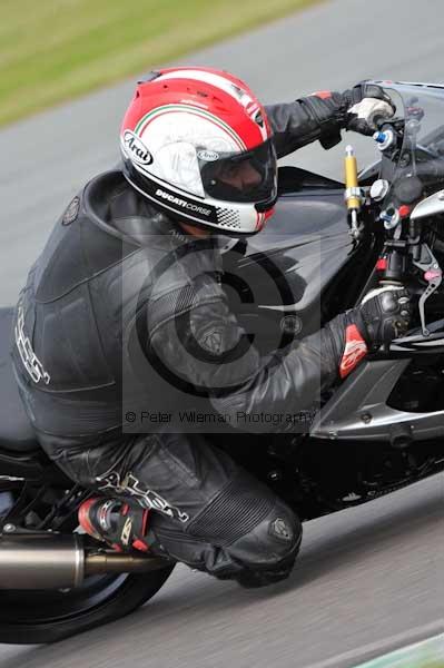 Motorcycle action photographs;Trackday digital images;Ty croes;anglesey;anglesey photographs;event digital images;eventdigitalimages;no limits trackday;peter wileman photography;trac mon;trackday;trackday photos