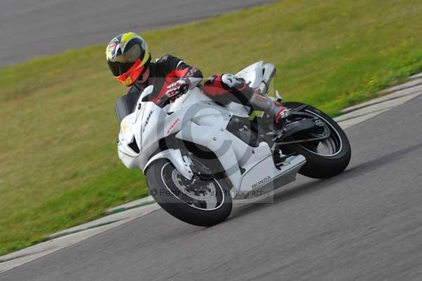 Motorcycle action photographs;Trackday digital images;Ty croes;anglesey;anglesey photographs;event digital images;eventdigitalimages;no limits trackday;peter wileman photography;trac mon;trackday;trackday photos