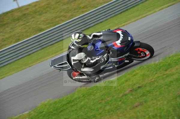 Motorcycle action photographs;Trackday digital images;Ty croes;anglesey;anglesey photographs;event digital images;eventdigitalimages;no limits trackday;peter wileman photography;trac mon;trackday;trackday photos