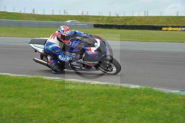 Motorcycle action photographs;Trackday digital images;Ty croes;anglesey;anglesey photographs;event digital images;eventdigitalimages;no limits trackday;peter wileman photography;trac mon;trackday;trackday photos