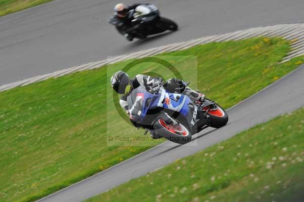 Motorcycle action photographs;Trackday digital images;Ty croes;anglesey;anglesey photographs;event digital images;eventdigitalimages;no limits trackday;peter wileman photography;trac mon;trackday;trackday photos