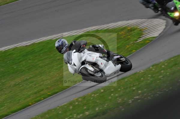 Motorcycle action photographs;Trackday digital images;Ty croes;anglesey;anglesey photographs;event digital images;eventdigitalimages;no limits trackday;peter wileman photography;trac mon;trackday;trackday photos