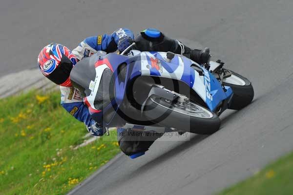 Motorcycle action photographs;Trackday digital images;Ty croes;anglesey;anglesey photographs;event digital images;eventdigitalimages;no limits trackday;peter wileman photography;trac mon;trackday;trackday photos