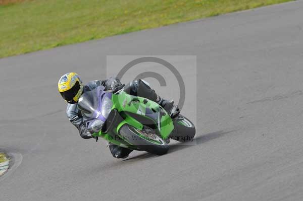 Motorcycle action photographs;Trackday digital images;Ty croes;anglesey;anglesey photographs;event digital images;eventdigitalimages;no limits trackday;peter wileman photography;trac mon;trackday;trackday photos