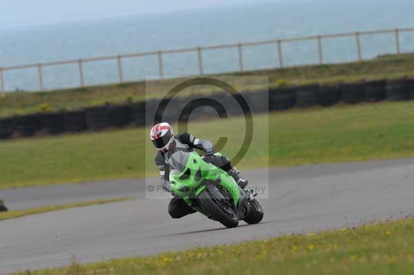 Motorcycle action photographs;Trackday digital images;Ty croes;anglesey;anglesey photographs;event digital images;eventdigitalimages;no limits trackday;peter wileman photography;trac mon;trackday;trackday photos