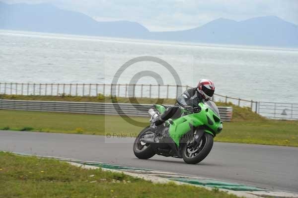 Motorcycle action photographs;Trackday digital images;Ty croes;anglesey;anglesey photographs;event digital images;eventdigitalimages;no limits trackday;peter wileman photography;trac mon;trackday;trackday photos