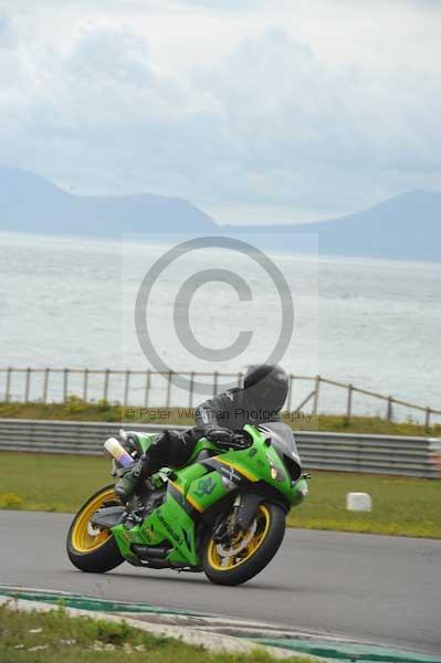 Motorcycle action photographs;Trackday digital images;Ty croes;anglesey;anglesey photographs;event digital images;eventdigitalimages;no limits trackday;peter wileman photography;trac mon;trackday;trackday photos