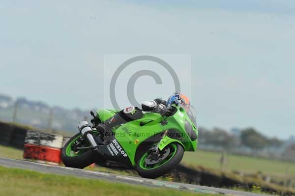 Motorcycle action photographs;Trackday digital images;Ty croes;anglesey;anglesey photographs;event digital images;eventdigitalimages;no limits trackday;peter wileman photography;trac mon;trackday;trackday photos