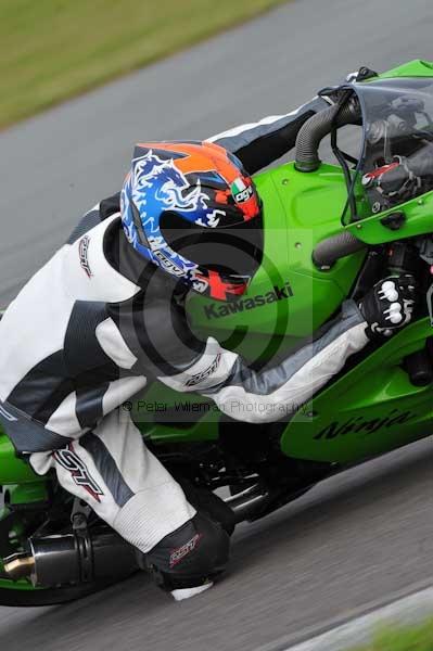 Motorcycle action photographs;Trackday digital images;Ty croes;anglesey;anglesey photographs;event digital images;eventdigitalimages;no limits trackday;peter wileman photography;trac mon;trackday;trackday photos