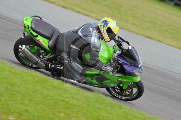 Motorcycle action photographs;Trackday digital images;Ty croes;anglesey;anglesey photographs;event digital images;eventdigitalimages;no limits trackday;peter wileman photography;trac mon;trackday;trackday photos