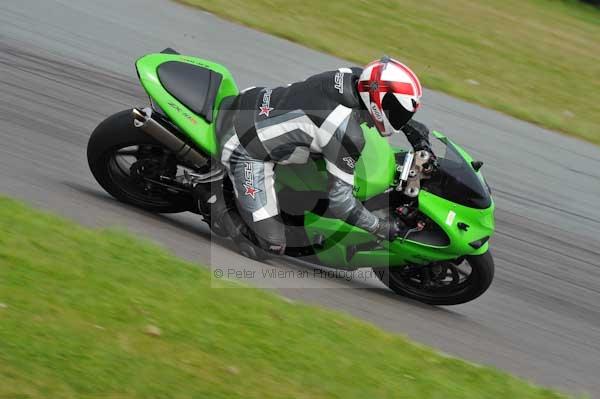 Motorcycle action photographs;Trackday digital images;Ty croes;anglesey;anglesey photographs;event digital images;eventdigitalimages;no limits trackday;peter wileman photography;trac mon;trackday;trackday photos