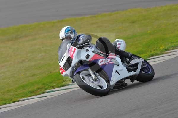 Motorcycle action photographs;Trackday digital images;Ty croes;anglesey;anglesey photographs;event digital images;eventdigitalimages;no limits trackday;peter wileman photography;trac mon;trackday;trackday photos