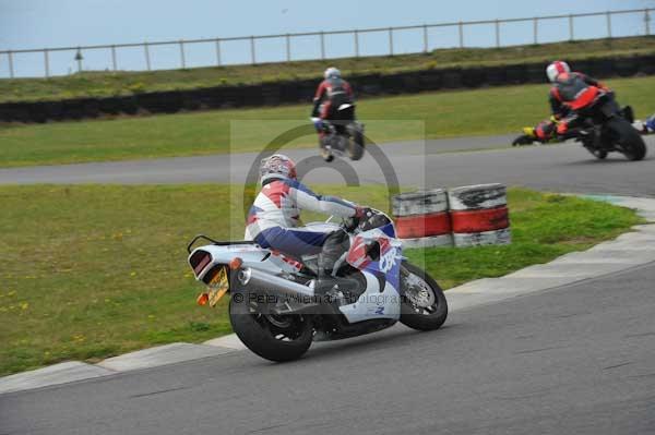 Motorcycle action photographs;Trackday digital images;Ty croes;anglesey;anglesey photographs;event digital images;eventdigitalimages;no limits trackday;peter wileman photography;trac mon;trackday;trackday photos