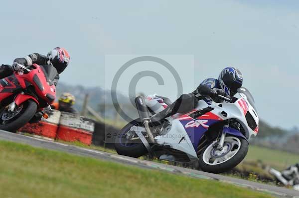 Motorcycle action photographs;Trackday digital images;Ty croes;anglesey;anglesey photographs;event digital images;eventdigitalimages;no limits trackday;peter wileman photography;trac mon;trackday;trackday photos