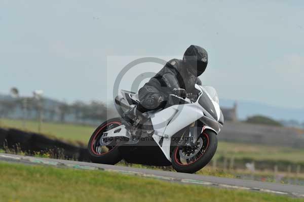 Motorcycle action photographs;Trackday digital images;Ty croes;anglesey;anglesey photographs;event digital images;eventdigitalimages;no limits trackday;peter wileman photography;trac mon;trackday;trackday photos