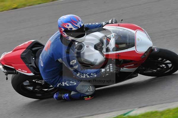 Motorcycle action photographs;Trackday digital images;Ty croes;anglesey;anglesey photographs;event digital images;eventdigitalimages;no limits trackday;peter wileman photography;trac mon;trackday;trackday photos