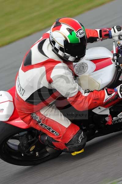 Motorcycle action photographs;Trackday digital images;Ty croes;anglesey;anglesey photographs;event digital images;eventdigitalimages;no limits trackday;peter wileman photography;trac mon;trackday;trackday photos