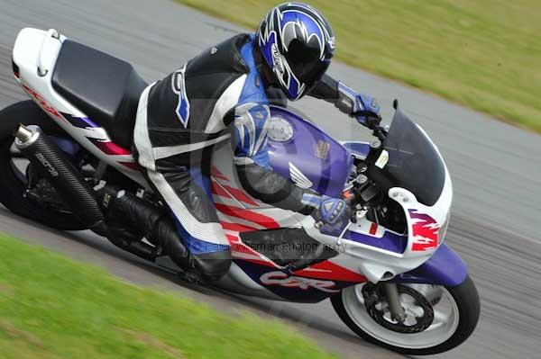 Motorcycle action photographs;Trackday digital images;Ty croes;anglesey;anglesey photographs;event digital images;eventdigitalimages;no limits trackday;peter wileman photography;trac mon;trackday;trackday photos