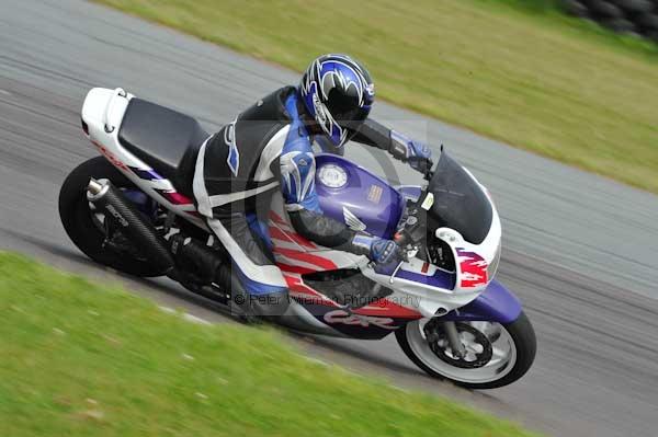 Motorcycle action photographs;Trackday digital images;Ty croes;anglesey;anglesey photographs;event digital images;eventdigitalimages;no limits trackday;peter wileman photography;trac mon;trackday;trackday photos