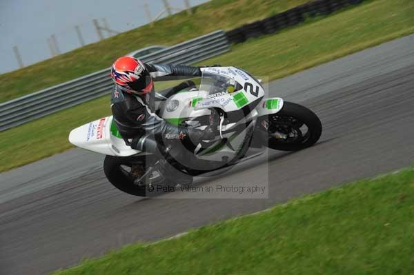 Motorcycle action photographs;Trackday digital images;Ty croes;anglesey;anglesey photographs;event digital images;eventdigitalimages;no limits trackday;peter wileman photography;trac mon;trackday;trackday photos