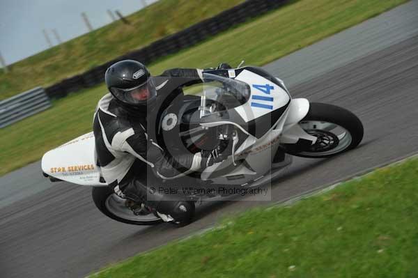 Motorcycle action photographs;Trackday digital images;Ty croes;anglesey;anglesey photographs;event digital images;eventdigitalimages;no limits trackday;peter wileman photography;trac mon;trackday;trackday photos