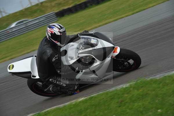 Motorcycle action photographs;Trackday digital images;Ty croes;anglesey;anglesey photographs;event digital images;eventdigitalimages;no limits trackday;peter wileman photography;trac mon;trackday;trackday photos