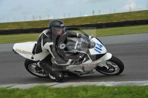 Motorcycle action photographs;Trackday digital images;Ty croes;anglesey;anglesey photographs;event digital images;eventdigitalimages;no limits trackday;peter wileman photography;trac mon;trackday;trackday photos